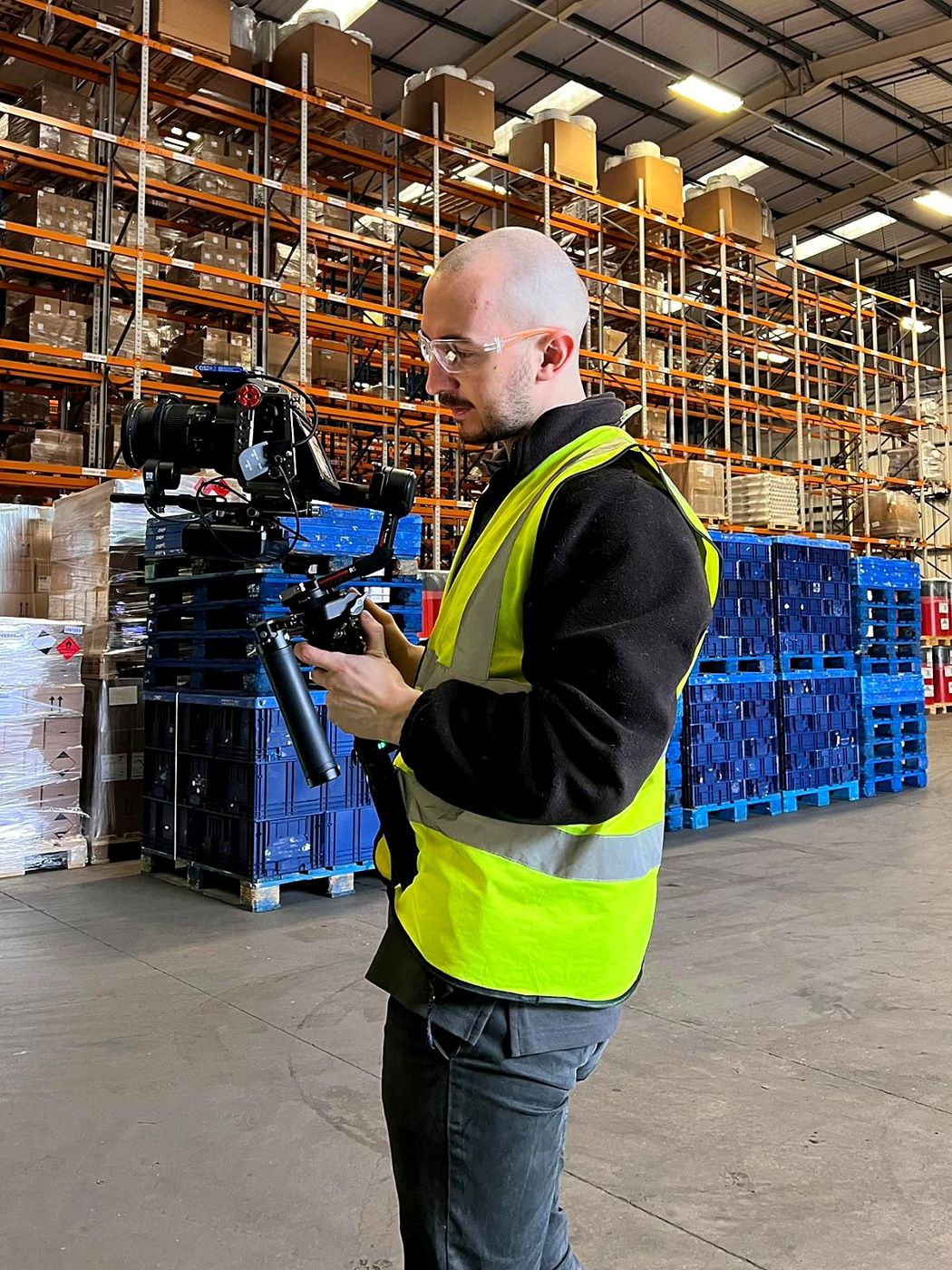 Gimbal work between the racking